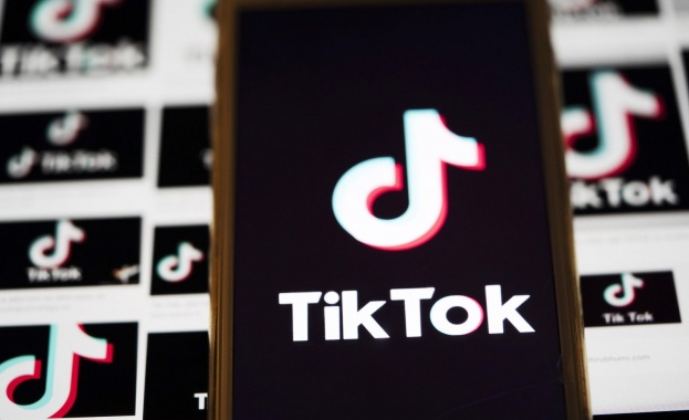 Майка съди TikTok, дъщеря й починала след предизвикателство