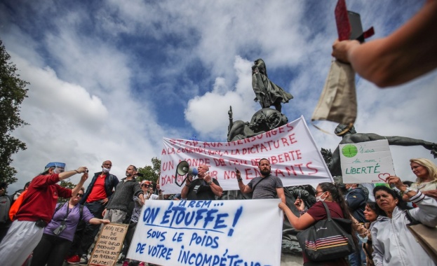 Протести срещу наложените ограничителни мерки заради коронавируса се проведоха във