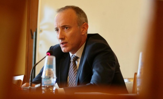 Препоръчително е за учителите които преподават на различни класове да