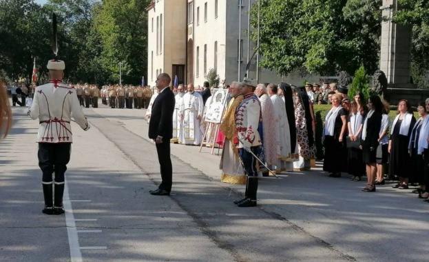 Държавният глава и върховен главнокомандващ на Въоръжените сили Румен Радев