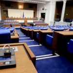 ГЕРБ предлага 60 дни неплатен отпуск за 2021 г. да се признават за осигурителен стаж 