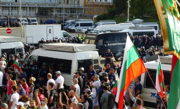 Днес трябва да стане ясно дали управляващите от ГЕРБ ще