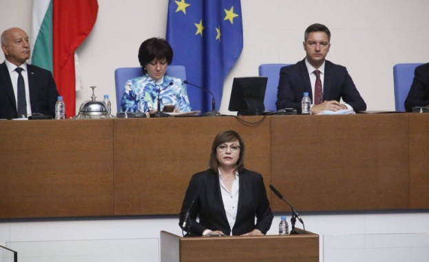Нинова: Излизането от кризата е в три стъпки - машинно гласуване, оставка и честни избори