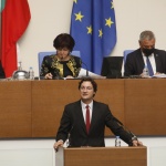БСП: Властта е готова да посегне дори на Конституцията, за да остане на власт