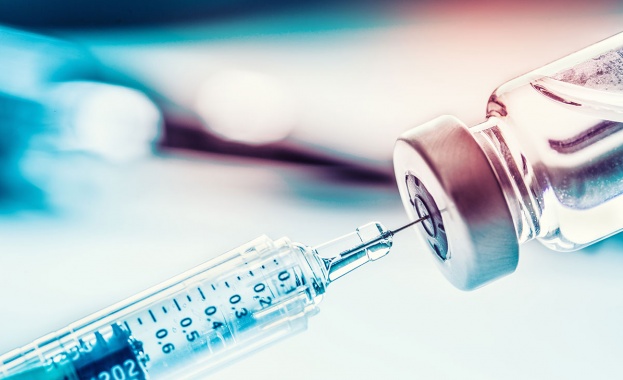 Започват изпитания върху хора на израелска анти-COVID ваксина 