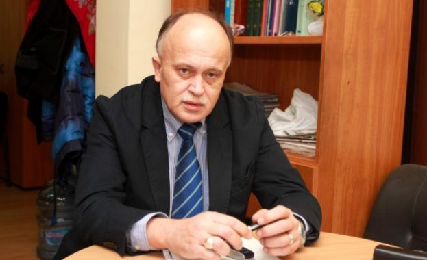 Д-р Бойко Пенков: Засега няма показания за крайни мерки срещу коронавируса 