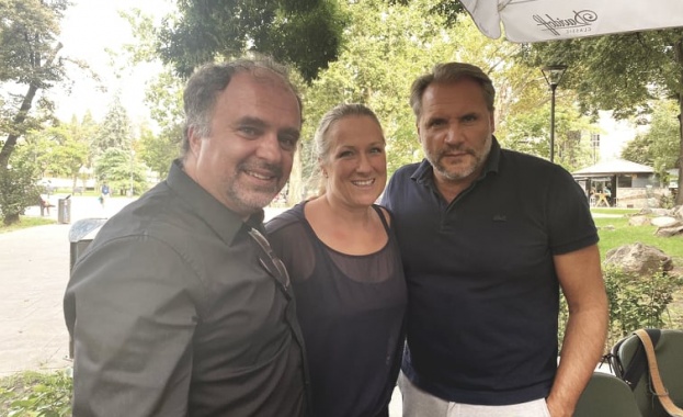 Само ден преди първия си концерт в София Диана Дамрау