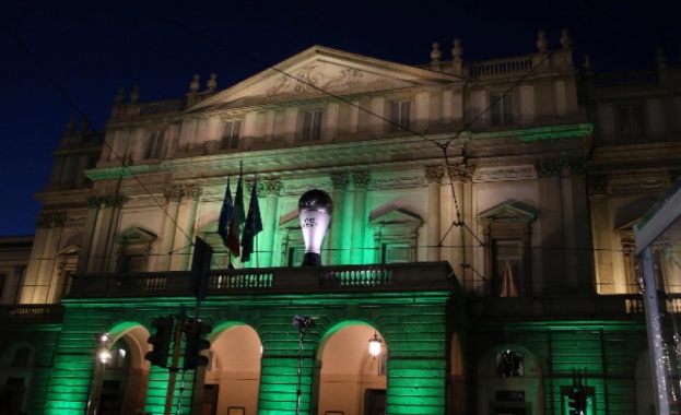 В деня на покровителя на Милано Св Амвросий по традиция