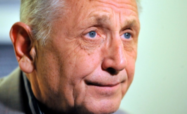 Известният чешки режисьор Иржи Менцел е починал на 82 годишна възраст
