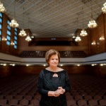 Проф. Нева Кръстева с органов концерт в зала „България“