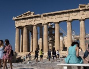 Мерки срещусвръхтуризма в Гърция