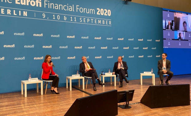 Политическият сезон в Берлин бе открит тази седмица с престижното