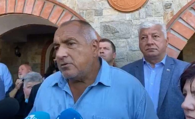 България е единствената държава в която хем всичко работи хем