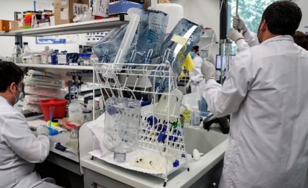 Днес в Испания започна първото клинично изпитание на ваксина срещу