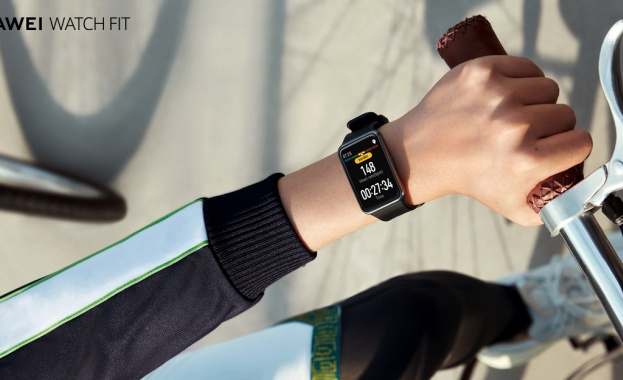 Най-новият модел фитнес смарт часовник на Huawei вече е достъпен