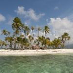 Американски военни спасиха трима корабокрушенци от безлюден остров