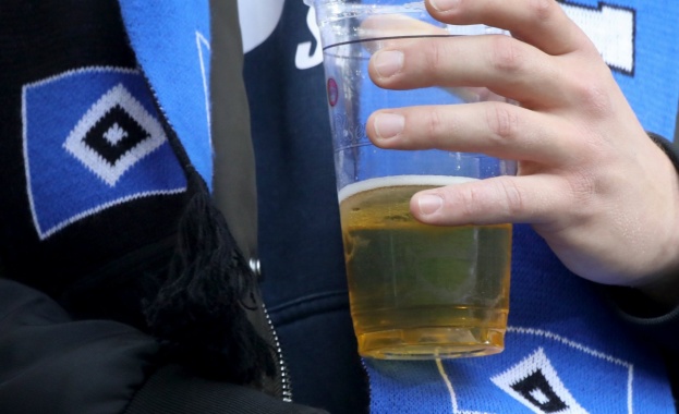 След коронавирусни инфекции в бар в хамбургския квартал Шанценфиртел властите