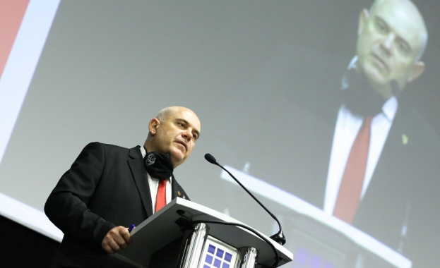 Изборът е от съществено значение в момент в който прокуратурата