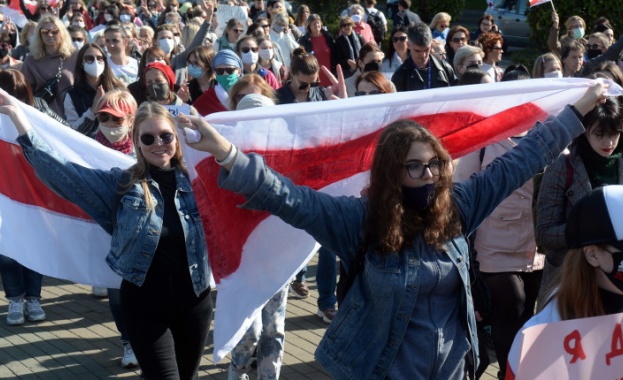 Има арестувани на женското шествие в беларуската столица Минск съобщи