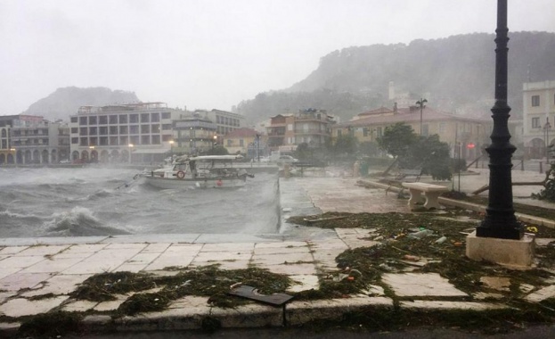 Ураганът Янос взе и трета жертва в Гърция