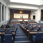 Парламентът обсъжда бюджета за 2021 г. на първо четене след скандал за дневния ред