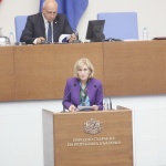 Смиляна Нитова: Над 70 000 деца нямат възможност да се обучават дистанционно