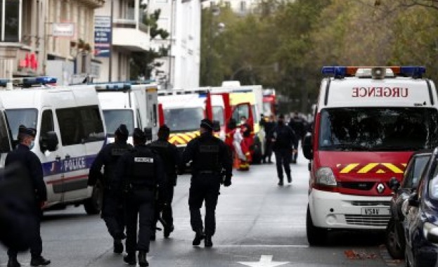 Арестуваха 7 души след атаката край старата редакция на "Шарли Ебдо" в Париж 