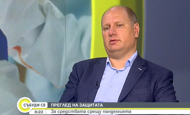 За коронавируса и имунитета за ваксините и витамините за гена