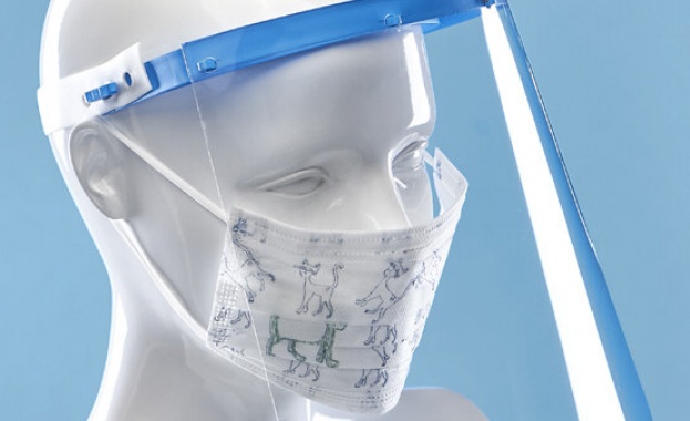 Пластмасовите щитове не са ефикасно защитно средство срещу COVID 19 защото