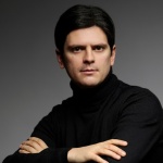 Темперамент и изтънченост от пианиста Иван Дончев с програмата на Бах-Бузони, Бетовен и Лист – клавирен рецитал