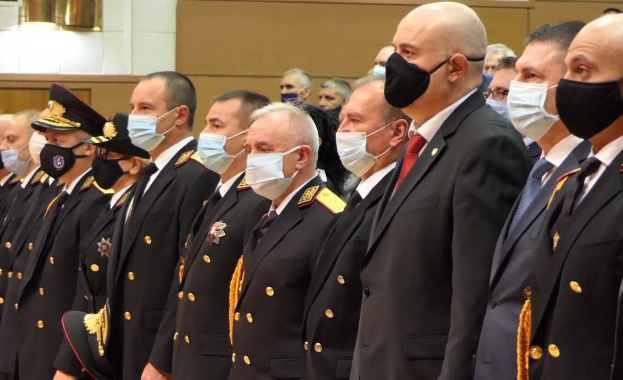Висшето учебно заведение на МВР отбеляза своя празник и откри