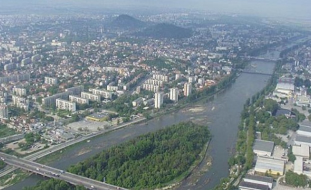 Строителният предприемач Ангел Куков е новият собственик на остров Адата