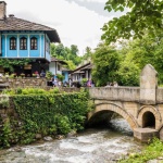 Посвещават на Колю Фичето Световния ден на архитектурата