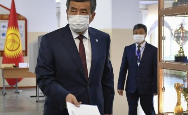 Киргизстанците гласуват днес за нов парламент вот смятан за