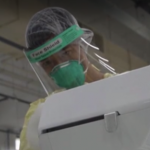 В Сингапур създадоха робот, който прави бърз тест за коронавирус