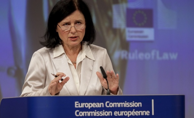 Европейската комисия ще продължи да следи динамиката на събитията в