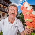 Нов световен рекорд за най-много сладоледени топки в eдна фунийка