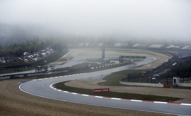 Мъгла отложи дебюта на Мик Шумахер в тренировка на Ф1
