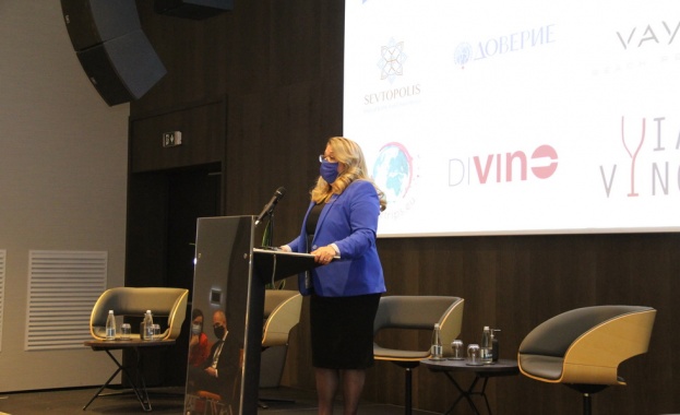 Годината преминава под знака на световната пандемия причинена от COVID 19