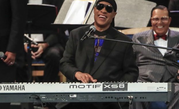 Стиви Уондър се ззавръща Той ще издаде нови парчета за