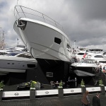 Продават на търг лични мебели на Хитлер