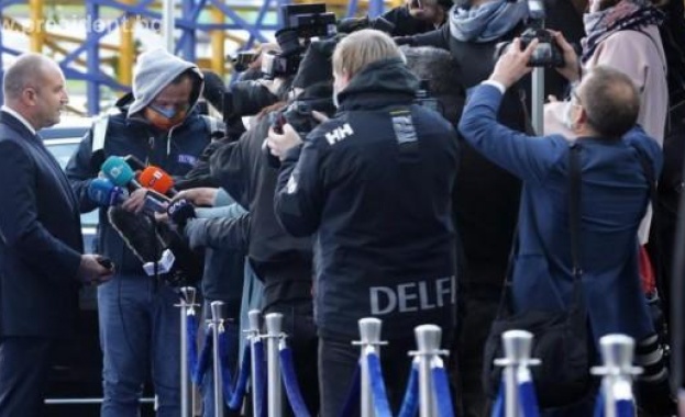 Планираната за днес среща на Румен Радев с президента на