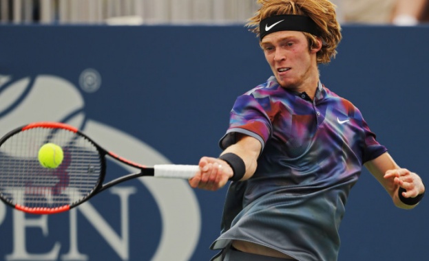 Петима тенисисти с титли от ATP турнири през 2020 г