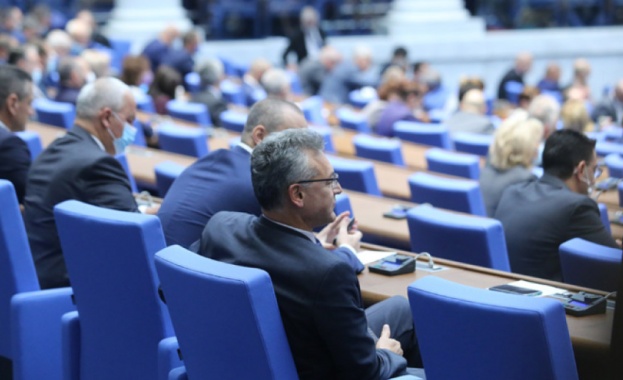 Депутатите ще разискват Националния план за готовност при грипна епидемия