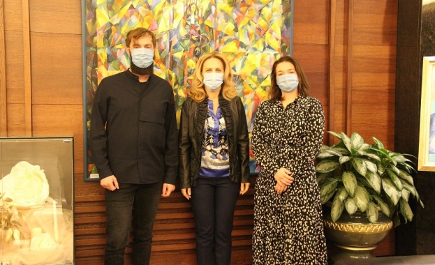 Вицепремиерът и министър на туризма Марияна Николова се срещна с