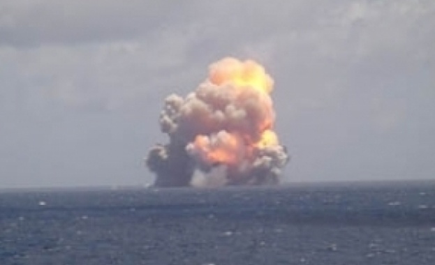 Две експлозии гръмнаха на руски петролен танкер в Азовско море