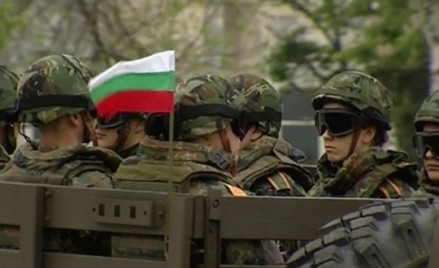 В НВУ Васил Левски има регистрирани 10 курсанти с положителен