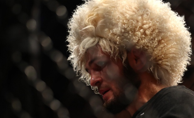 Хабиб Нурмагомедов защити титлата на UFC в лека категория срещу