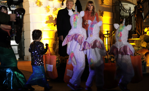 В Белия дом се състоя традиционният прием по случай Хелоуин