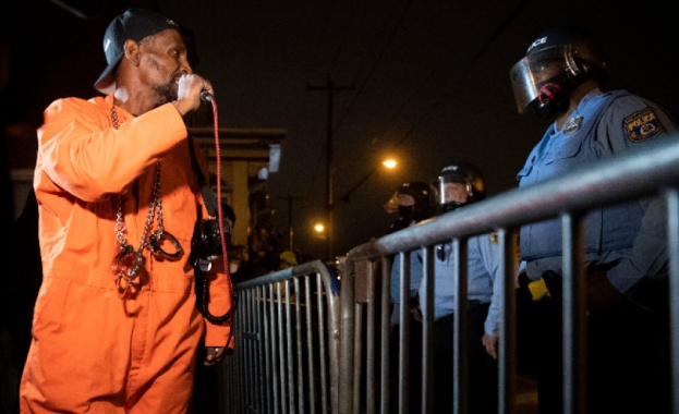 Стотици души участваха в демонстрации в американския град Филаделфия за